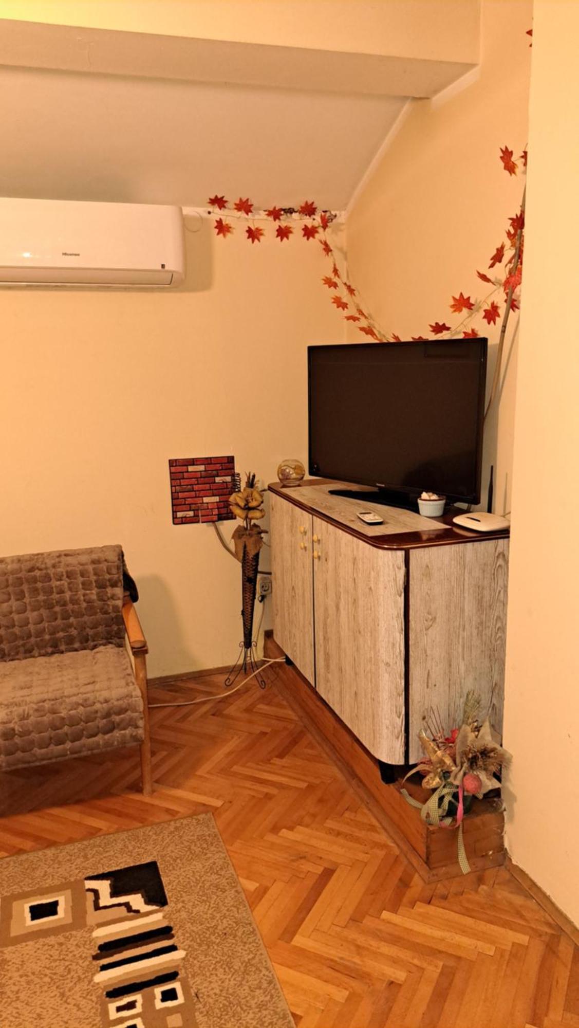 UžiceDvosoban Stanアパートメント エクステリア 写真